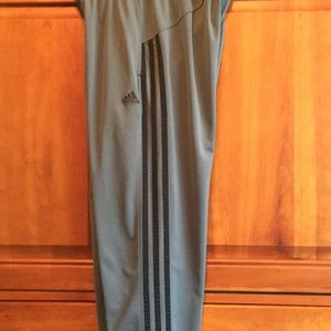 Boys Adidas sweats size 14/16